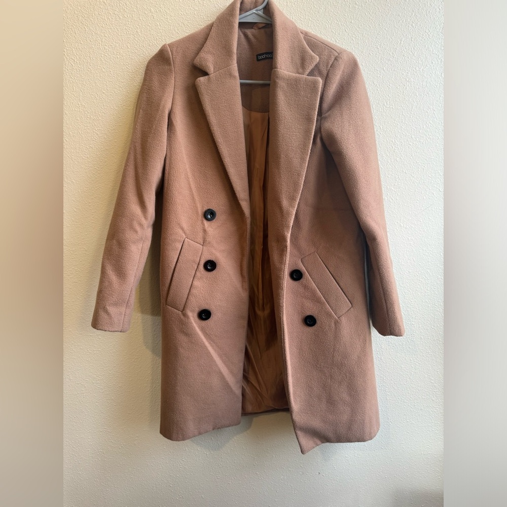 Elegant Tan Women's Coat